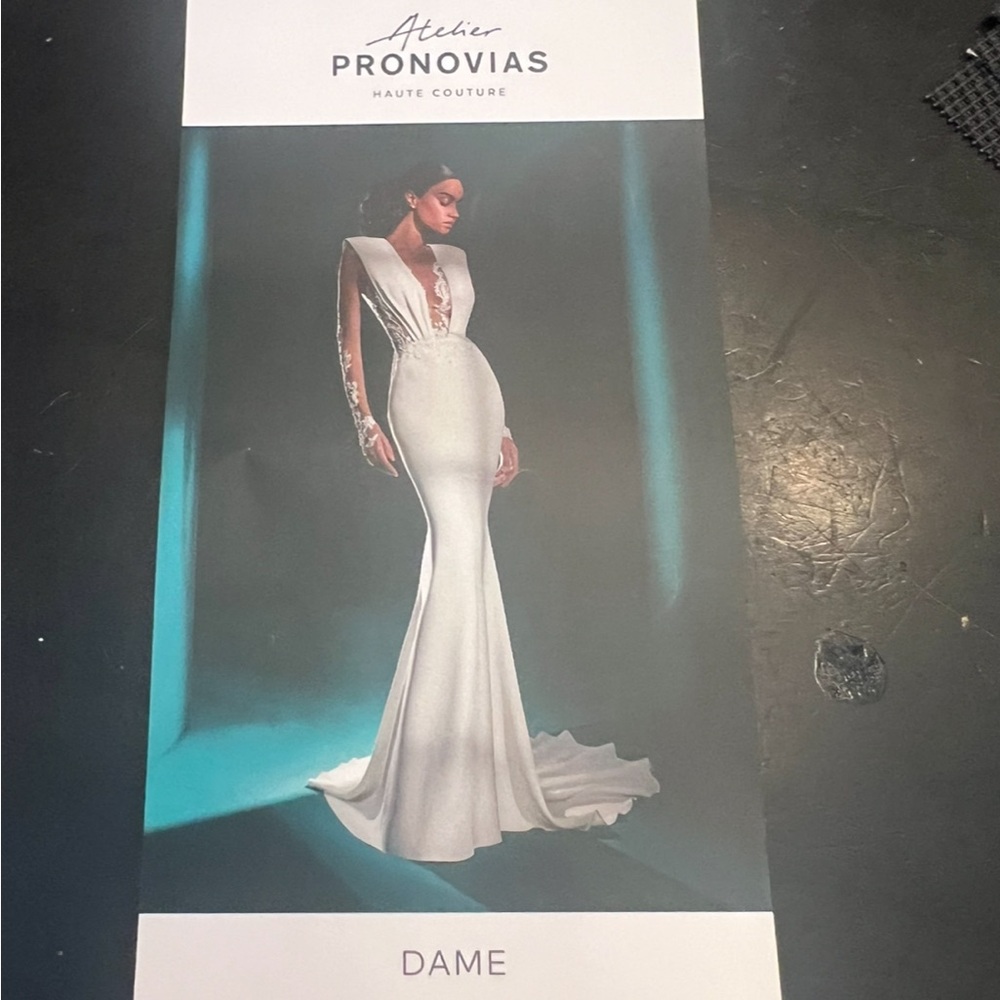 Pronovias couture Wedding dress. BRIDAL